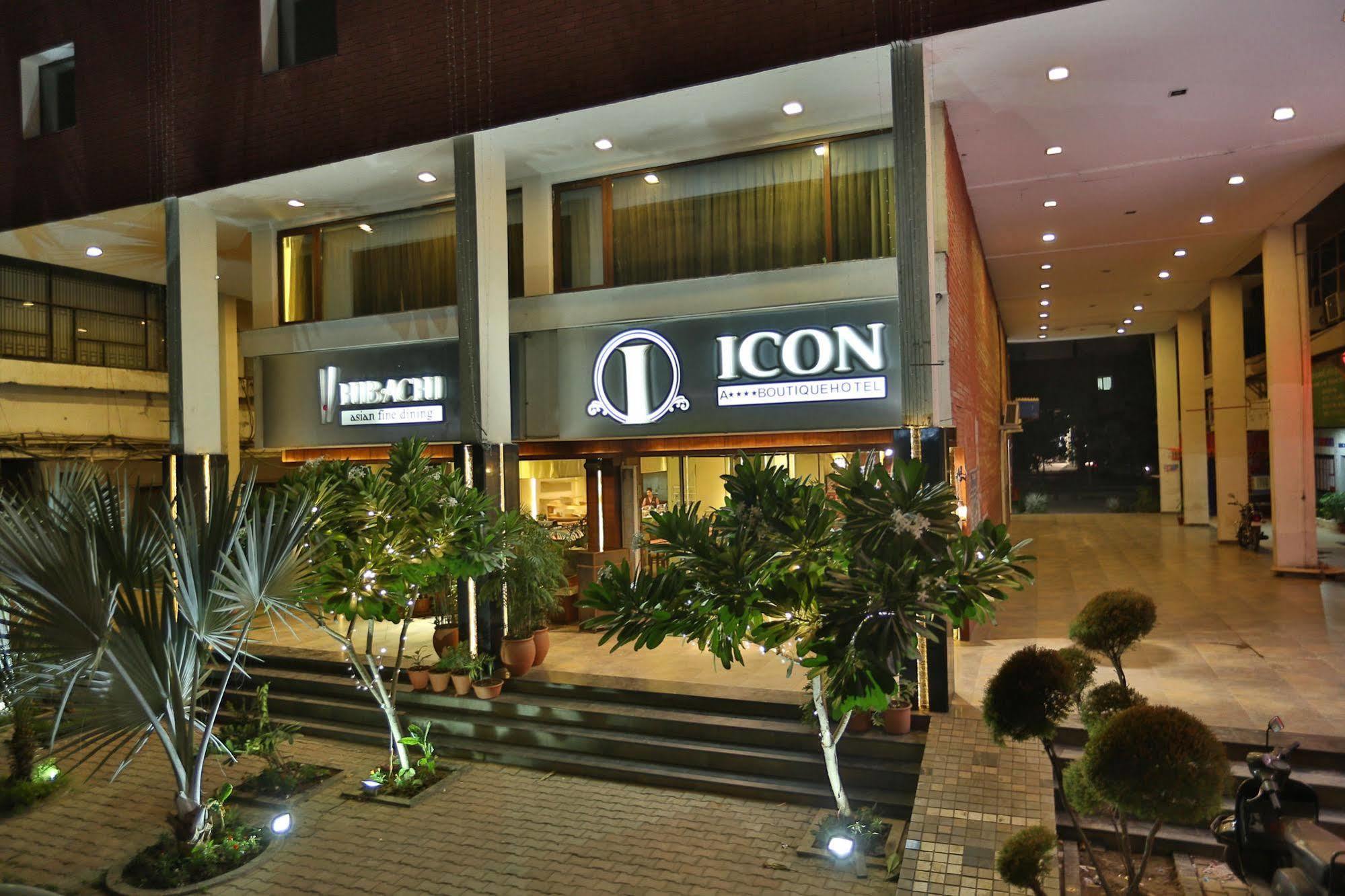 Hotel Icon Chandīgarh Exterior foto
